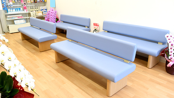 ハート薬局うきは店の待合スペース