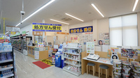 調剤薬局ツルハドラッグ刈谷一ツ木店の入口