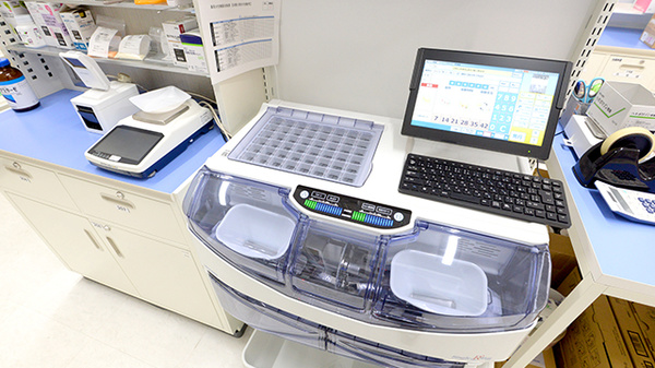 調剤薬局ツルハドラッグ新琴似4番通店の調剤器具