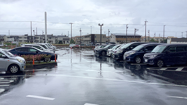 ドラッグセイムスゆりまち袖ケ浦駅前モール薬局の駐車場