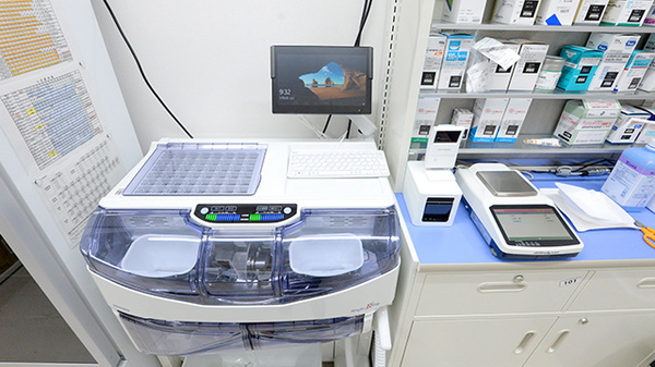 調剤薬局ツルハドラッグ函館本通店の調剤器具