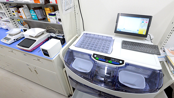 調剤薬局ツルハドラッグ秋田手形店の調剤器具