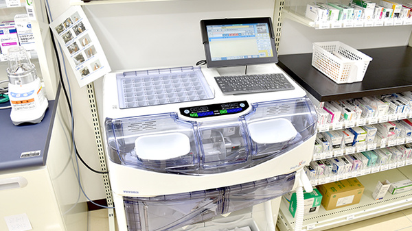 ユタカ薬局　膳所の調剤器具