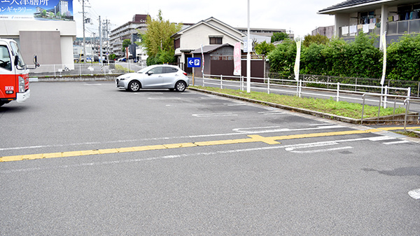 ユタカ薬局　膳所の駐車場