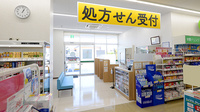 V･drug　春日井熊野薬局の入口