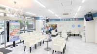 薬局日本メディカルシステム 久米川駅前店の待合スペース