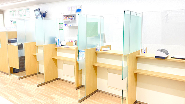 そうごう薬局 川口駅前店の受付/カウンター