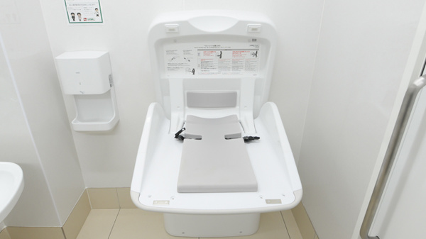 スギ薬局 東区役所前店のキッズ用設備