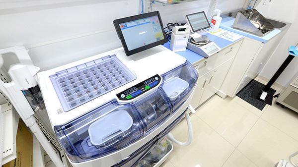 スギ薬局 成城学園前店の調剤器具