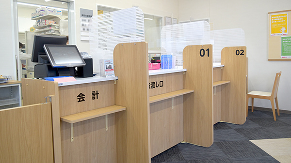 ココカラファイン薬局　宇土本町店の受付/カウンター