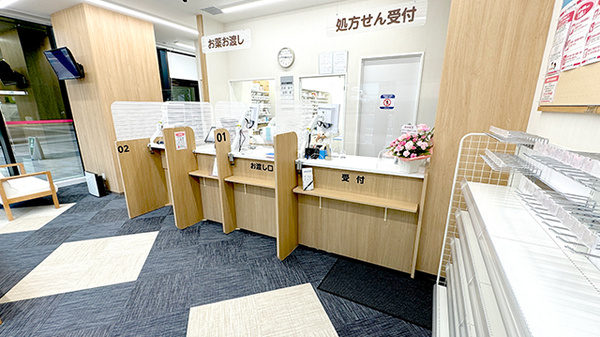 ココカラファイン薬局　文京ガーデン店の受付/カウンター
