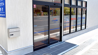 プラザ薬局　千里丘店の入口