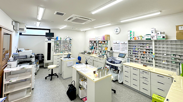 プラザ薬局　千里丘店の調剤室