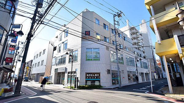 サエラ薬局 たまプラーザ店の外観