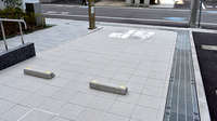 磨屋町薬局の駐車場