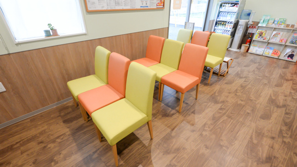 大賀薬局　菊陽２号店の待合スペース