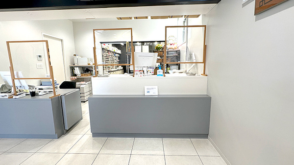 アイリス調剤薬局　川口里店の受付/カウンター