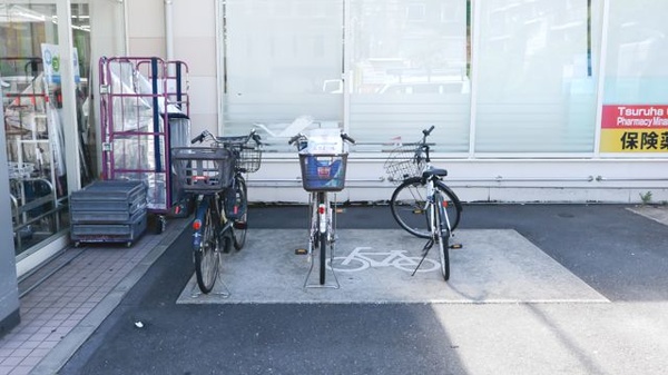 調剤薬局ツルハドラッグ南品川店の駐輪場