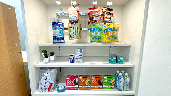 日生薬局 立川店の雑貨品