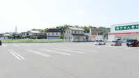 レデイ薬局　牟礼店の駐車場