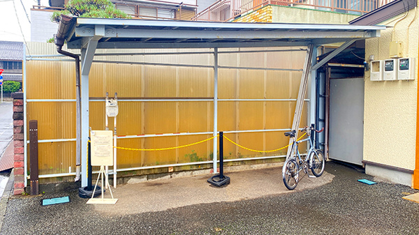 薬局トレマの駐輪場