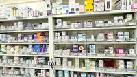 アルファ薬局 青柳店の薬棚
