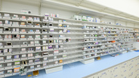 ウォンツ沼田伴薬局の薬棚