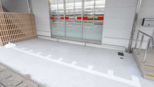 スギ薬局 蘇我調剤店の駐輪場