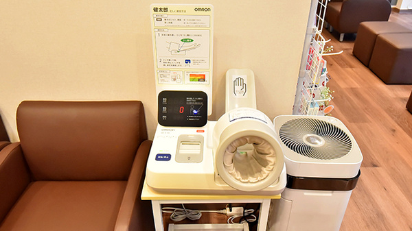 サエラ薬局 亀戸店の血圧計