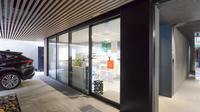 大賀薬局 冷泉町店の入口