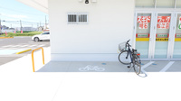 スギ薬局 明石松江店の駐輪場