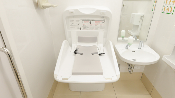スギ薬局 豊橋三本木店のキッズ用設備