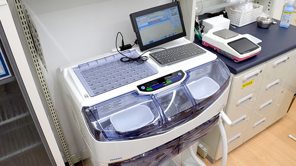ユタカ薬局高月の調剤器具