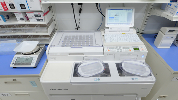 薬局くすりの福太郎　浦安当代島店の調剤器具