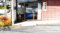 温品調剤薬局の入口