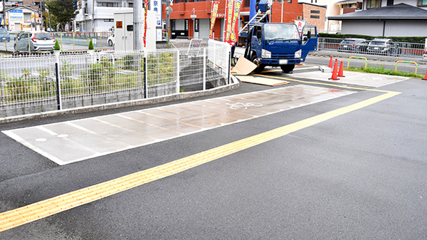 ユタカ薬局豊中熊野の駐輪場