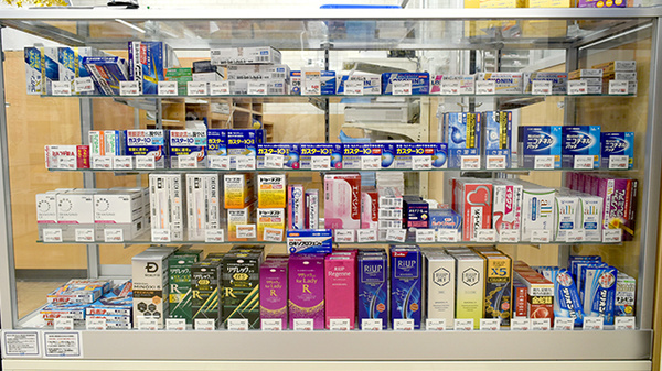 ウエルシアプラス薬局 鳥栖店の一般医薬品