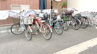 ドラッグセイムス寒川駅前薬局の駐輪場