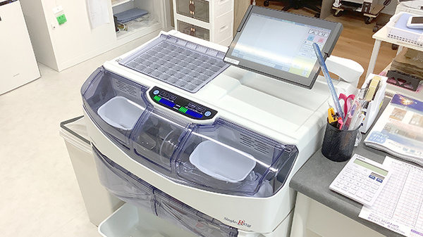 つくし薬局　桜づつみ店の調剤器具