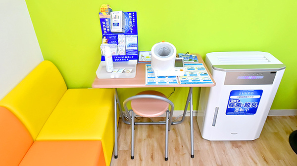 調剤薬局ツルハドラッグ千歳緑町店の血圧計