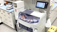 薬局トモズ下北沢南口店の調剤器具