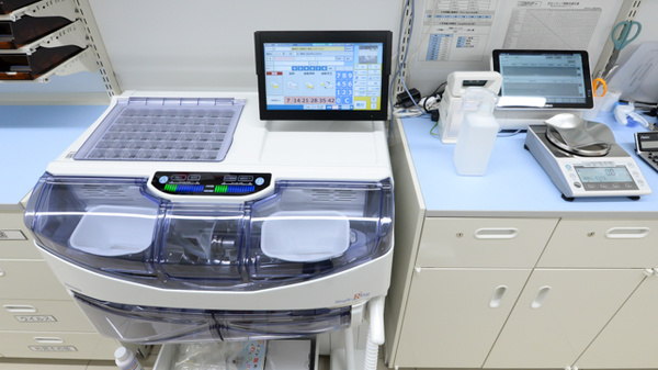 スギ薬局 横浜羽衣町店の調剤器具