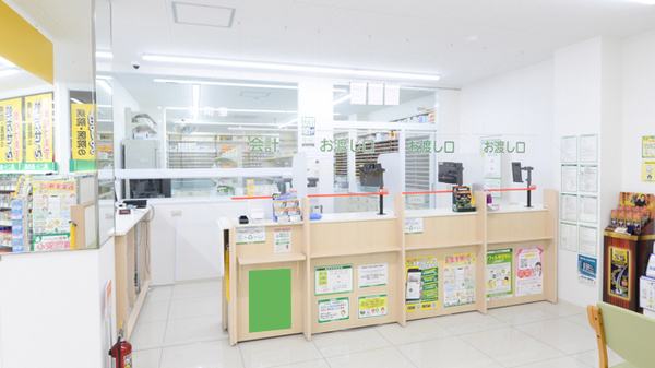 スギ薬局 阪神西宮店の受付/カウンター