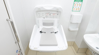 スギ薬局 堤本町店のキッズ用設備