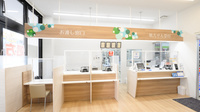 調剤薬局ツルハドラッグ小倉三萩野店の受付/カウンター