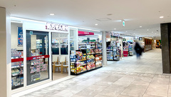 コクミン薬局　なんばCITY本館1階の外観