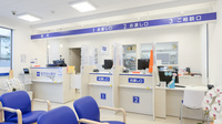 クオール薬局長浜高月店の受付/カウンター