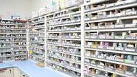 すだち薬局上板店の薬棚
