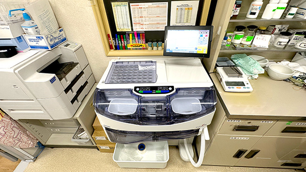 おもと薬局 ほうらい店の調剤器具