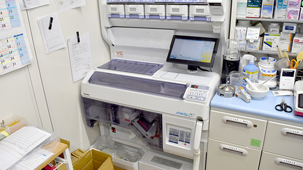 山本保健薬局 吉見店（大阪府岸和田市）の調剤器具